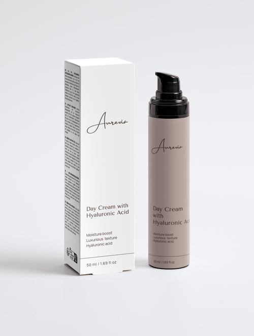 Day Cream with Hyaluronic Acid